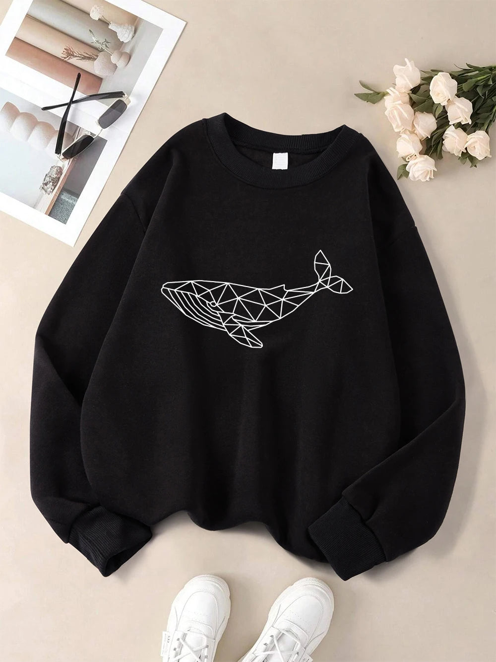 Simple Sketch Whale Printing Sweatshirts Womens Fleece Warm Casual Hoodies Crewneck Loose Pullover Winter Comfortable Clothes