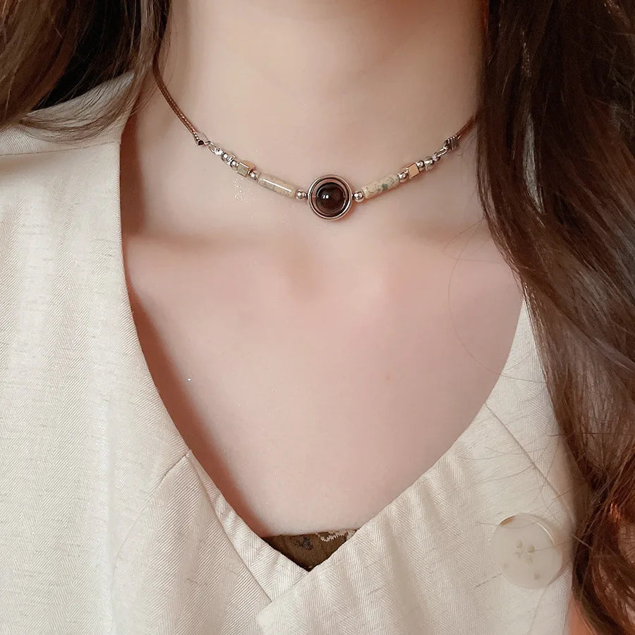 Vintage Ethnic Style Stone Resin Geometric Circular Pendant Bead Necklace Collarbone Chain Choker Aesthetic Jewelry For Women