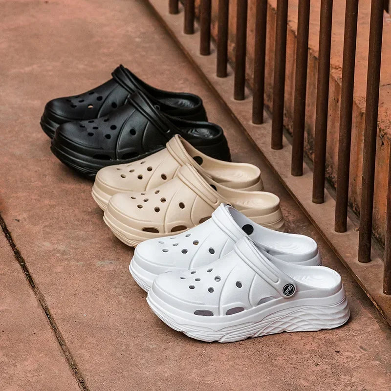 Women Clogs 2025 New Arrival Soft EVA Thick Platform Slippers Comfortable Garden Shoes Fashion Beach Sandals