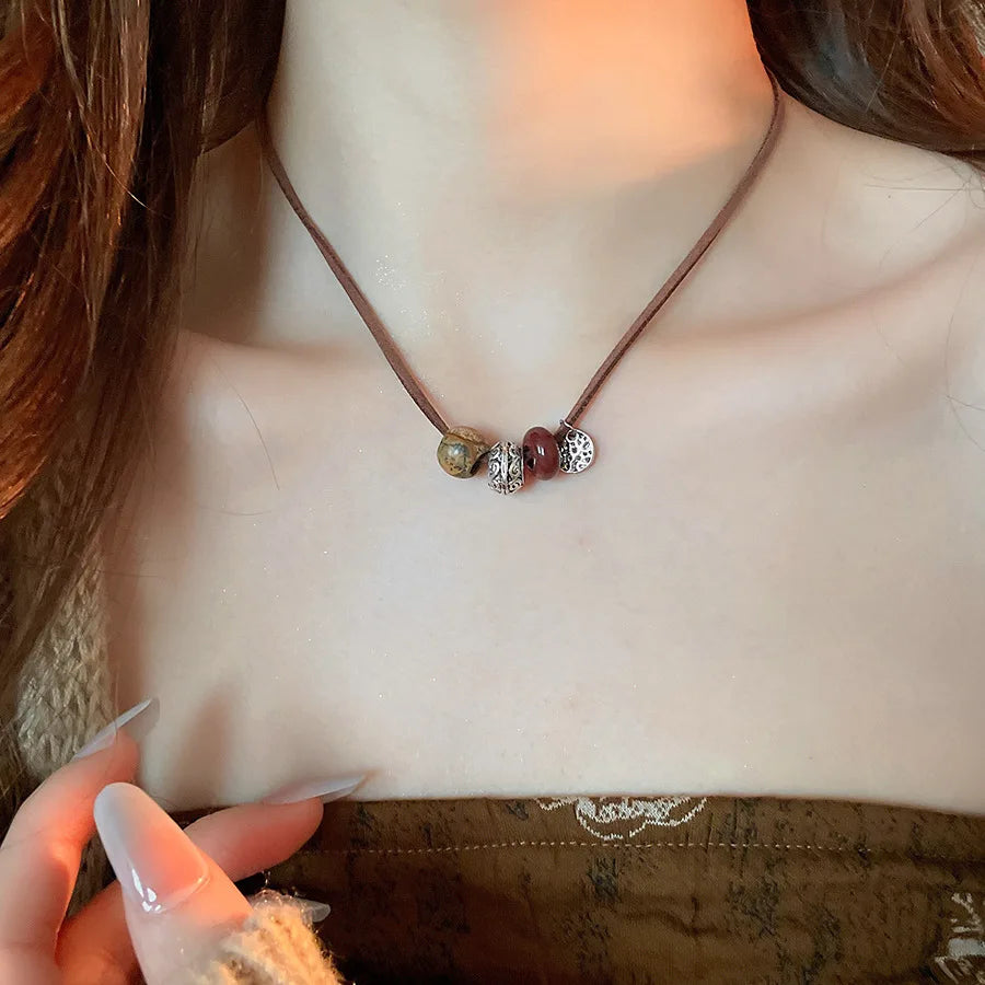 Vintage Ethnic Style Stone Resin Geometric Circular Pendant Bead Necklace Collarbone Chain Choker Aesthetic Jewelry For Women