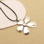 1 piece of matte golden vintage large pendant necklace featuring open heart
