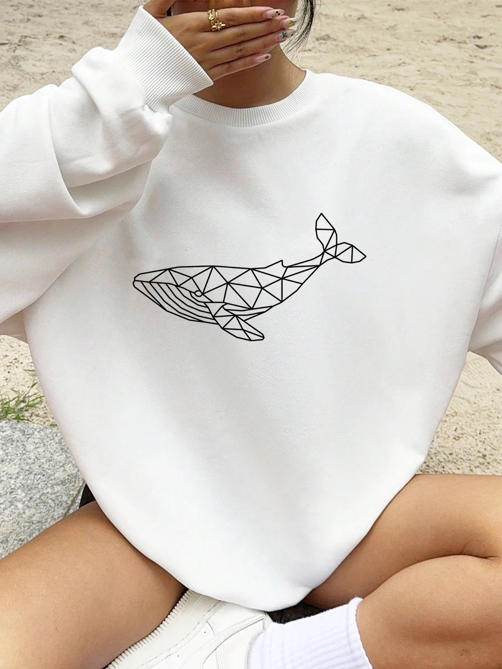 Simple Sketch Whale Printing Sweatshirts Womens Fleece Warm Casual Hoodies Crewneck Loose Pullover Winter Comfortable Clothes