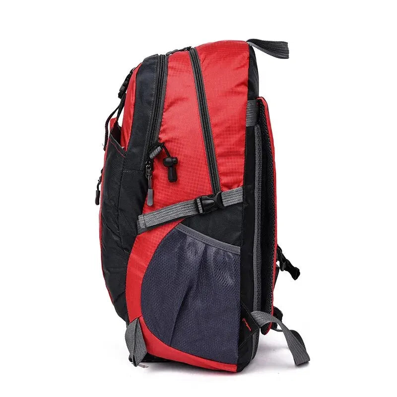 Outdoor Travel Backpack Big Capacity Fashion Travel Backpacks Men Climbing Travel Backpack Classic Sport Travel Backpacks