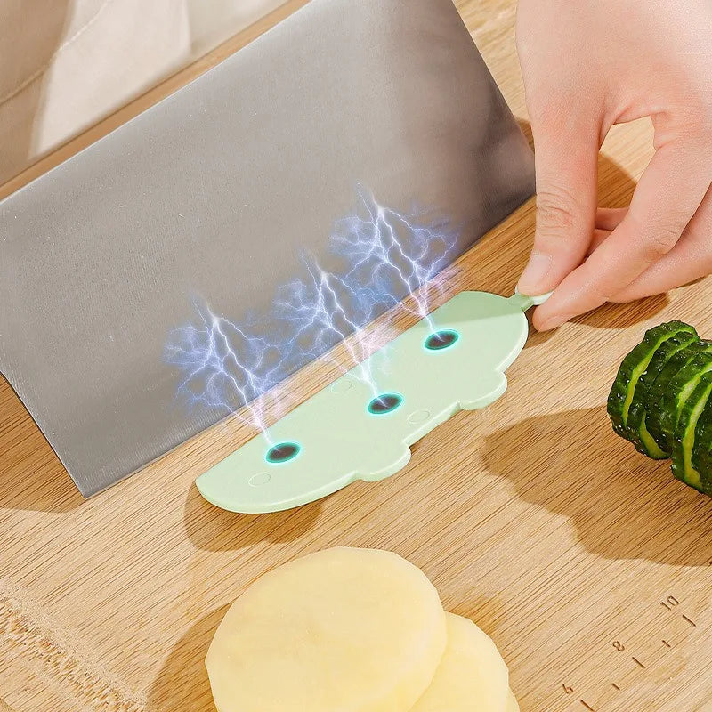 Vegetable Cutting Non Stick Knife Artifact Kitchen Potato Cutting Magnetic Suction Creative Vegetable Cutting Artifact Gadget