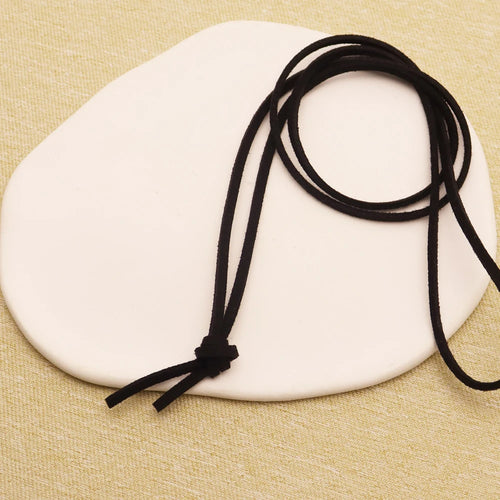 1 piece of matte golden vintage large pendant necklace featuring open heart